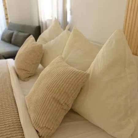 Hugos Studio Apartment Bensheim Extérieur photo