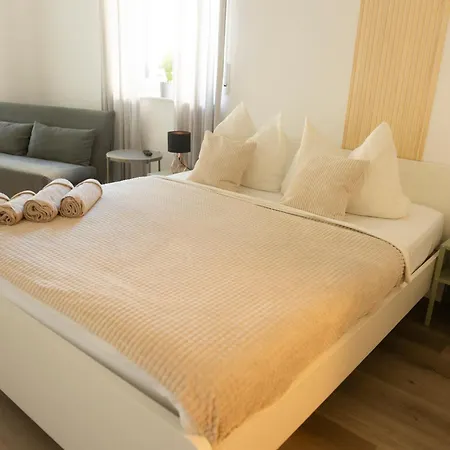 Hugos Studio Apartment Bensheim Extérieur photo